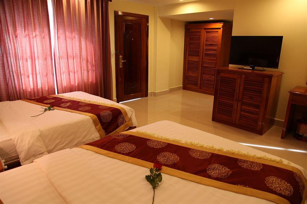 Huang Ting Hotel Phnom Penh Bagian luar foto