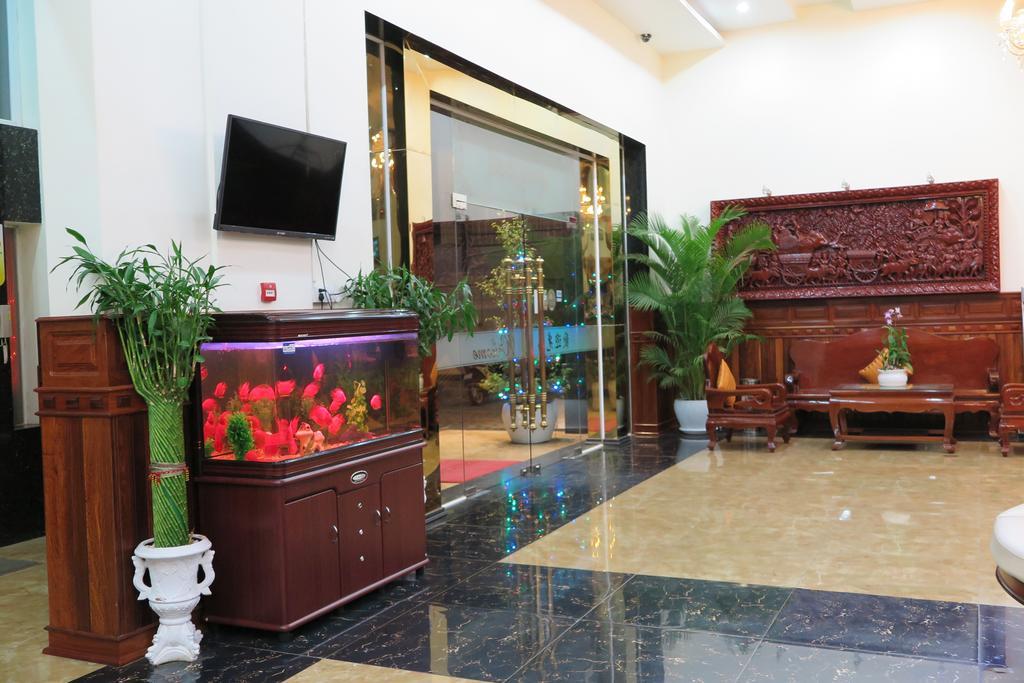 Huang Ting Hotel Phnom Penh Bagian luar foto