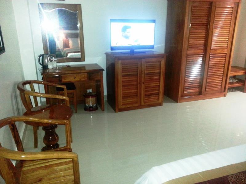 Huang Ting Hotel Phnom Penh Bagian luar foto
