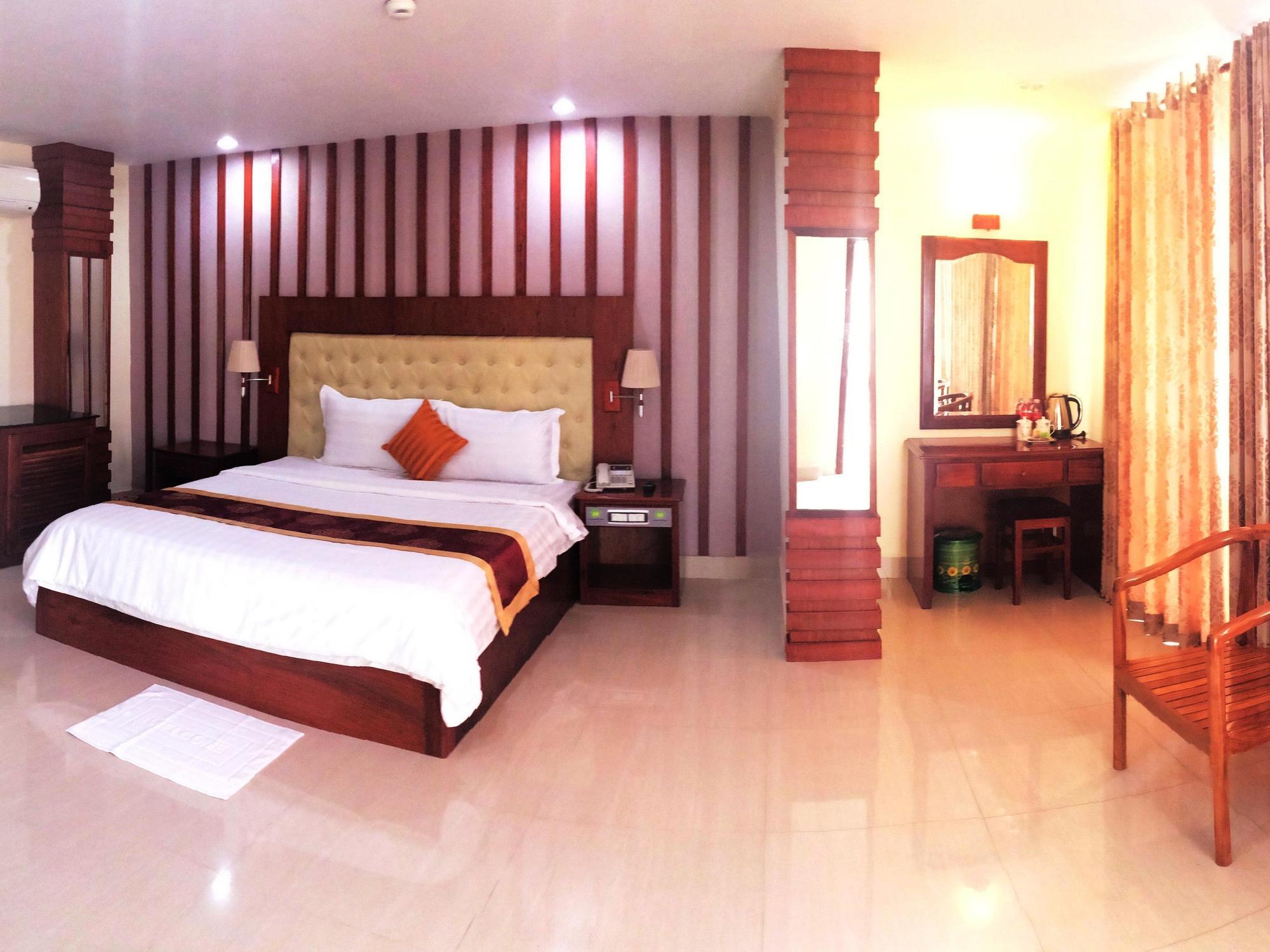 Huang Ting Hotel Phnom Penh Bagian luar foto